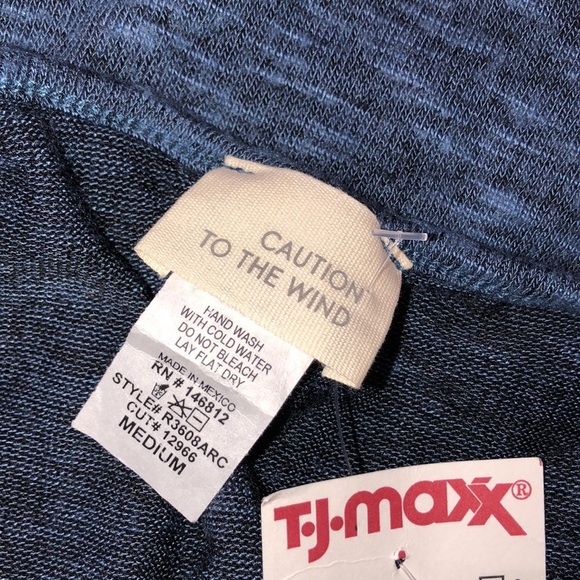 Caution to the wind blue Medium top - Picture 4 of 5